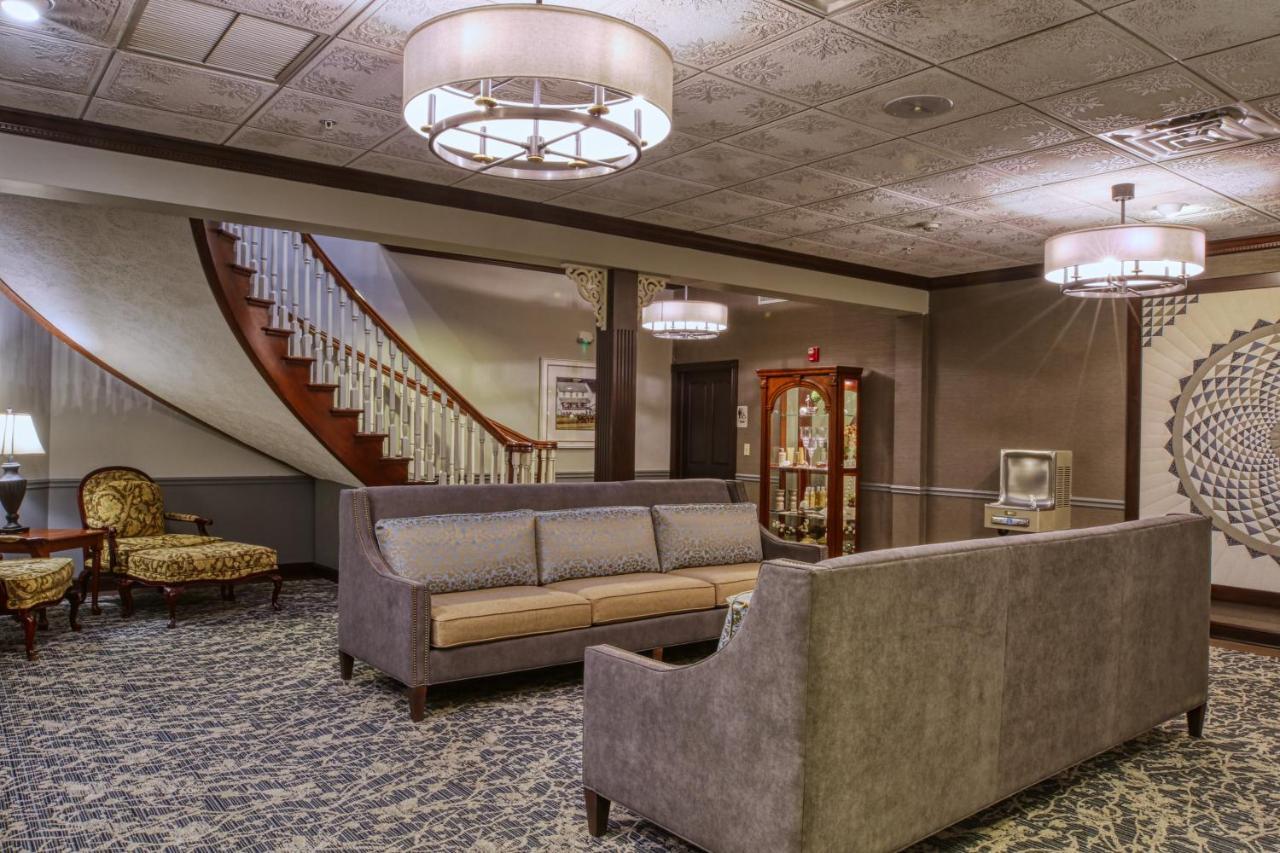 Carlisle Inn วอลนัท ครีค ภายนอก รูปภาพ